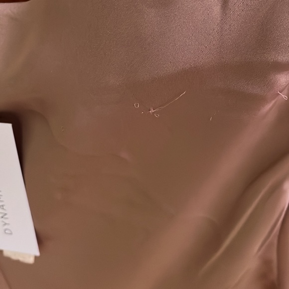 New with tags Dynamite satin mini skirt size M - Picture 3 of 5